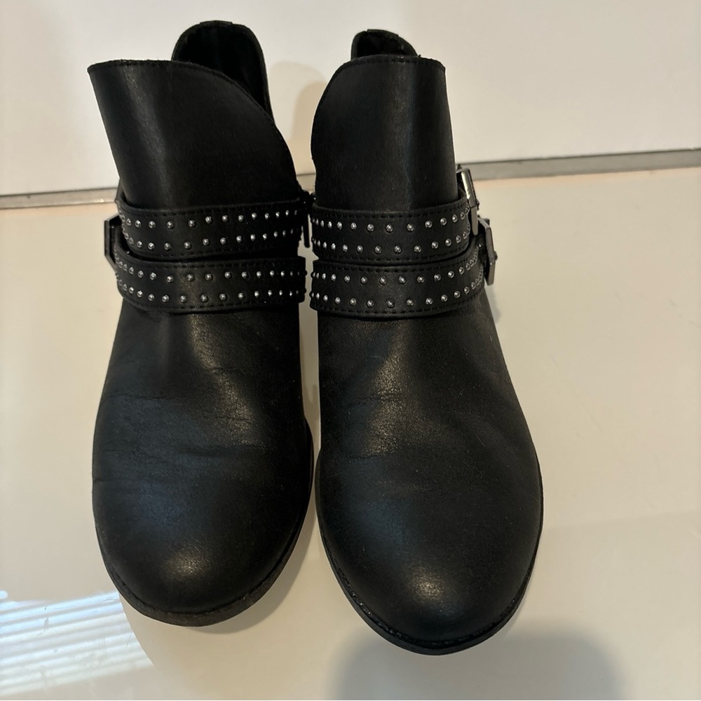 New black booties with buckles, sequence and zip size 8 medium - Picture 2 of 6